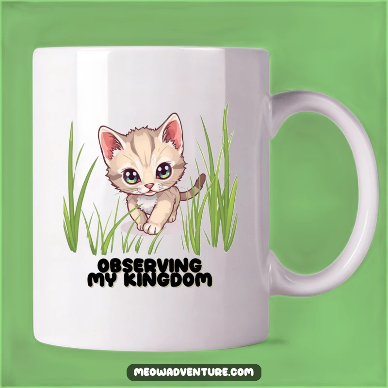 Funny Stealthy Kitten Mug: Cunning Cat in Grass, Perfect Secretive Gift for Cat Lovers